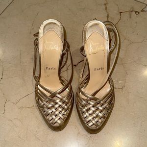 GOLD CHRISTIAN LOUBOUTINS